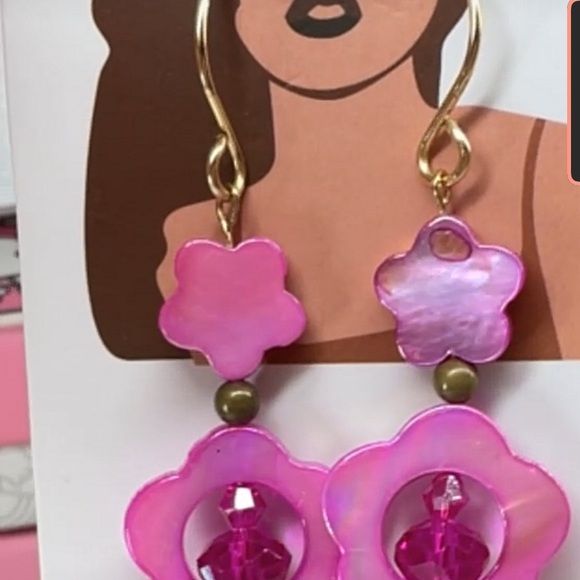 SIMON SAYS This FRIDAY Cohost SHOW. FAB jewelry, bags, clothes. Hot Giveaways. - Picture 7 of 13